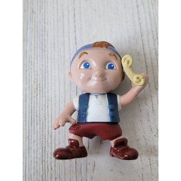 Neverland Pirates Cubby Disney Junior Pixar toy figure - Picture 2 of 5